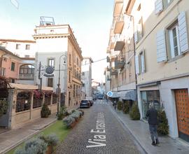 UDINE CENTRO - POSTO LETTO in ampia STANZA DOPPIA