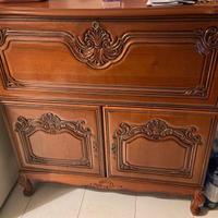 Mobile in legno usato in buono stato