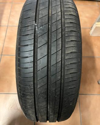 Gomme 185/55R15 82H