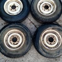 4 Cerchi in Ferro R16C per Land Rover Defender