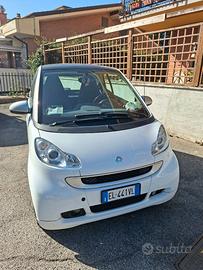 Smart fortwo bianca