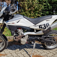Husqvarna 630 SMS supermoto