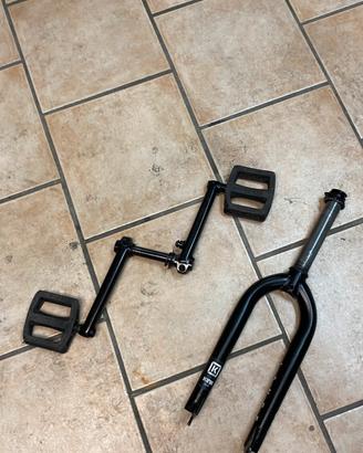 Forcella e pedivelle bmx