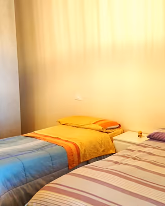Camera doppia con bagno privato per studenti/esse