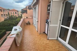 Bilocale con ampio terrazzo