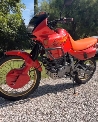 Honda Dominator 650