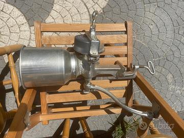 mulino per macinare grani malto