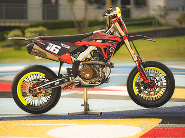 Honda CRF 450 supermoto