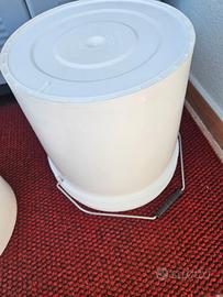 Contenitori plastica