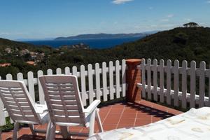 Bilocale con terrazza Cavo isola d'Elba