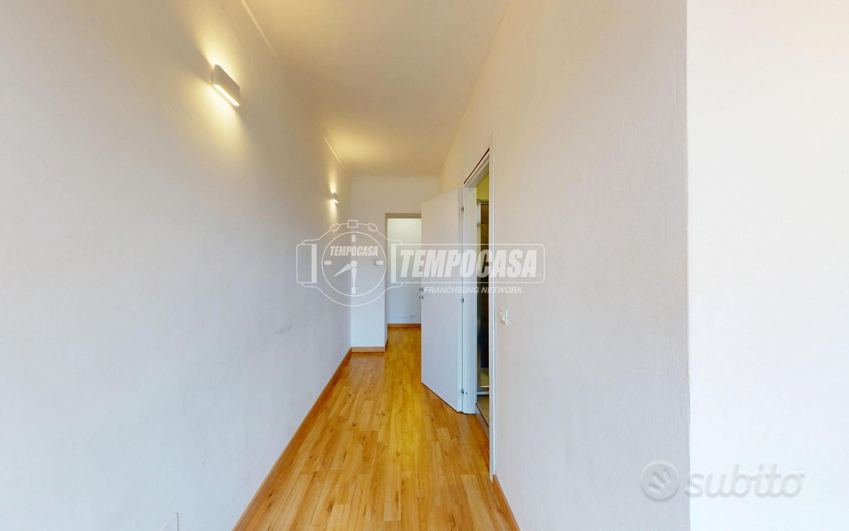 4 LOCALI RISTRUTTURATO IN ZONA CENTRALE! - Vista 5