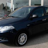 Lancia Ypsilon 1.2 69 CV 5 porte Silver