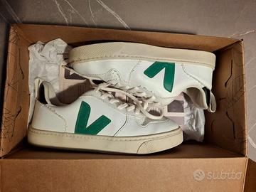Scarpe Veja bambino nr. 33