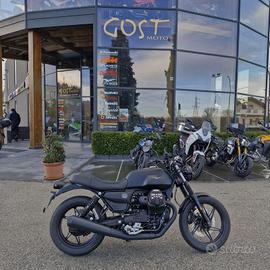 Moto Guzzi V7 Stone Nero Ruvido | ZGUMPA006SM...