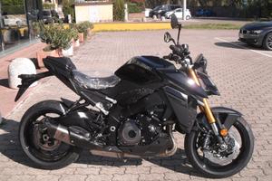 Suzuki GSX S 1000 - PRO