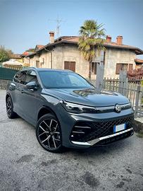 Volkswagen Tiguan r-line plus 2.0tdi 150cv