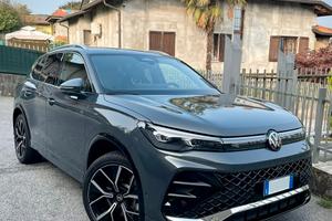 Volkswagen Tiguan r-line plus 2.0tdi 150cv
