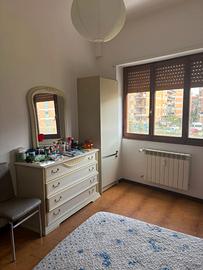 Stanza matrimoniale ammobiliata