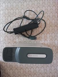 Xbox 360 (60 gb) + giochi + controller