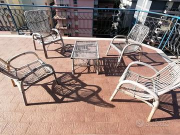 Mobili da giardino in vimini