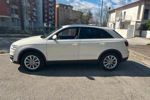 AUDI Q3 2.0 TDI 140cv Ambition 2013