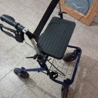 Deambulatore con seduta e cestinoSi