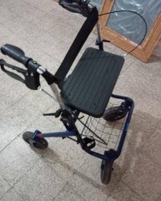 Deambulatore con seduta e cestinoSi