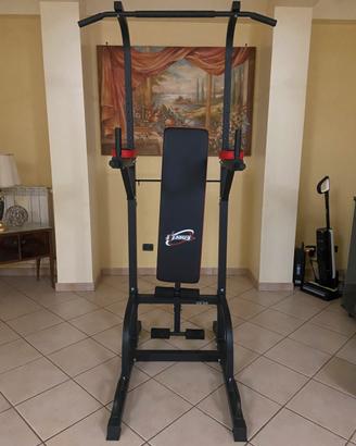 Palestra multifunzione con panca