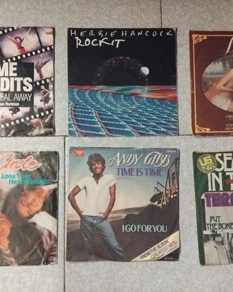 Vinili 45 giri molto vecchi. +Di 500 vinili 