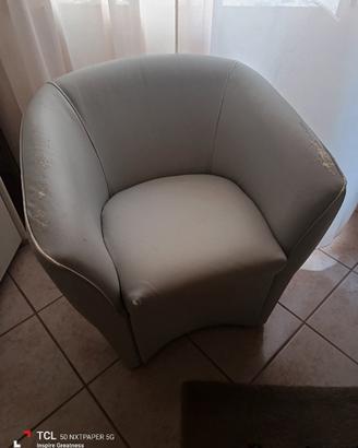 poltroncina camera da letto 