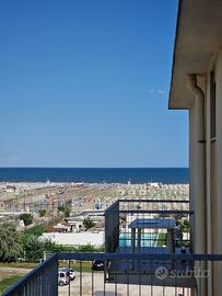 Appartamento quadrilocale con vista mare