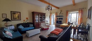 CASA INDIPENDENTE A COLLEPARDO