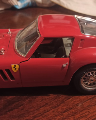 Modellino Ferrari Burago GTO 1962