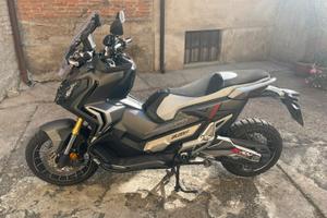 Honda xadv 750
