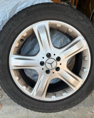 Cerchi lega da 19 Mercedes e gomme invernali