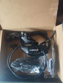 freni sram db8 4 pistoncini