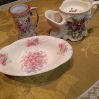 Oggetti di porcellana. Set. 3.vintage