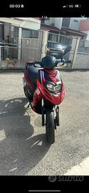 Aprilia scooter SR 50