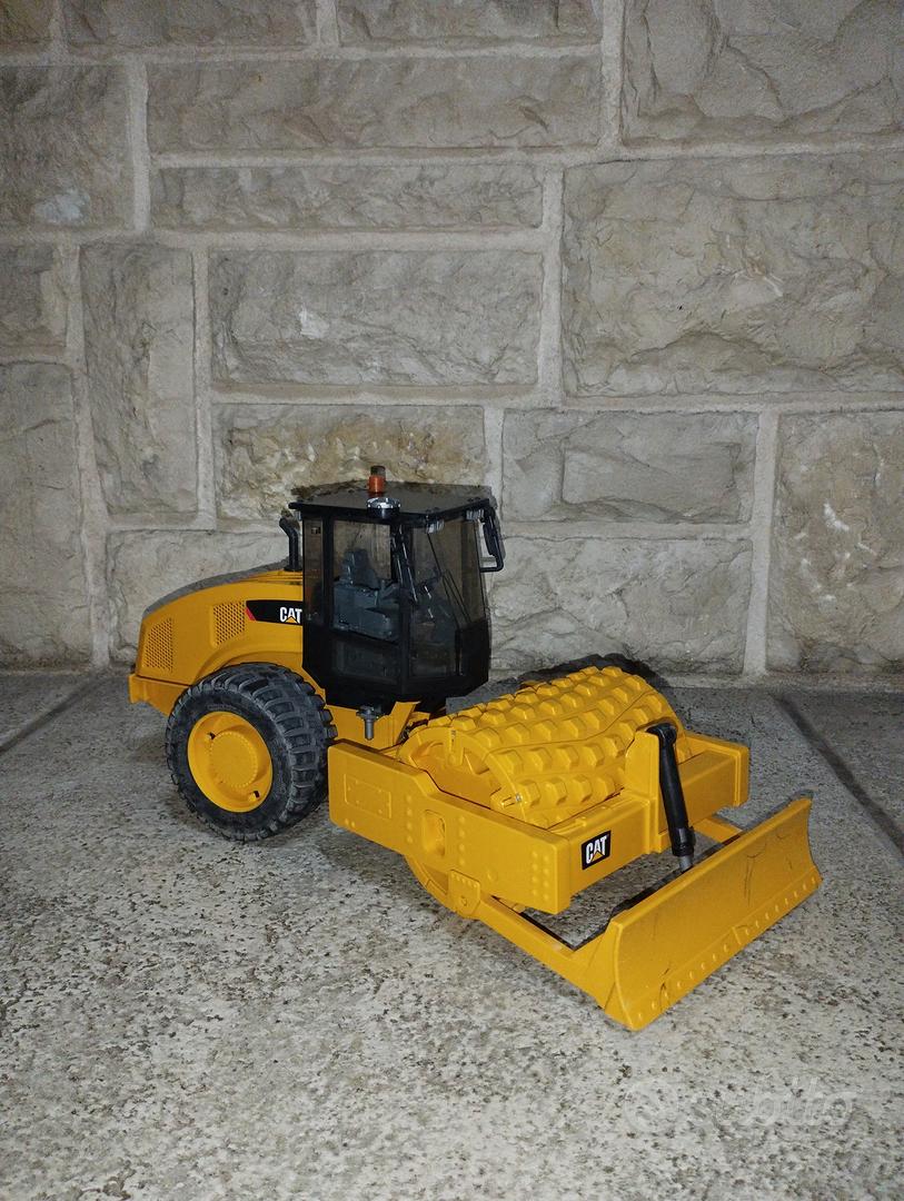 Rullo compressore CAT BRUDER Tutto per i bambini In vendita a Bari
