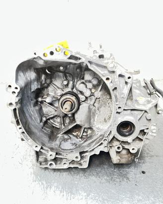 3030052881 CAMBIO MANUALE COMPLETO TOYOTA Yaris Se