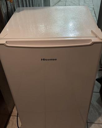 freezer hisense praticamente  nuovo