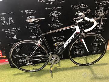 Giant Defy