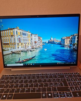 HP ProBook 4 G1i  AI PC 16" Ultra 7 255U Nuovo