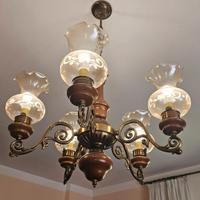 Lampadario vecchio stile