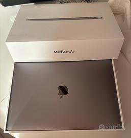 MacBook Air 13” M1 – PARI AL NUOVO