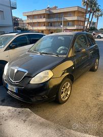 Lancia y per neopatentati
