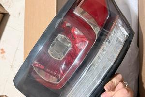 Fanale posteriore destro range rrove