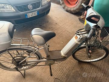 Bicicletta elettrica per anziani