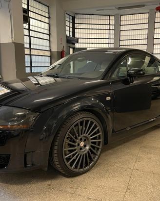 Audi TT Coupé 3.2 V6 quattro