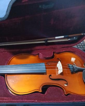 Violino  4/4 pari al nuovo euro 50,00
